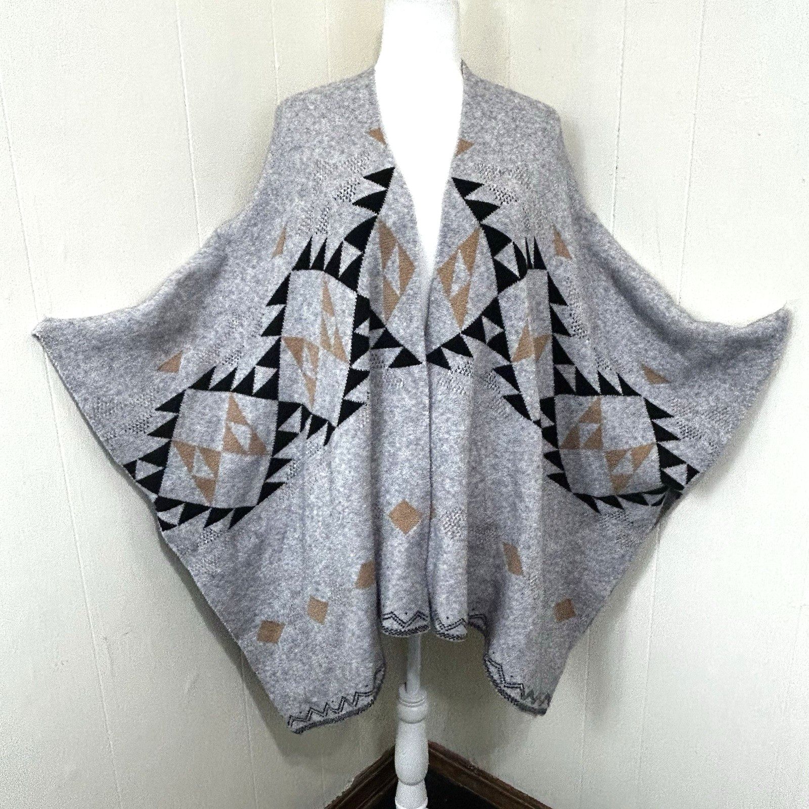 Mystree Multicolor Open Front Poncho One Size Southwestern Style Soft Oversized